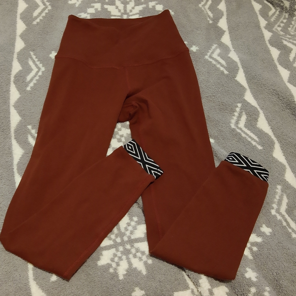Beyond Yoga Red Rock High Waist Aztec Legging RARE